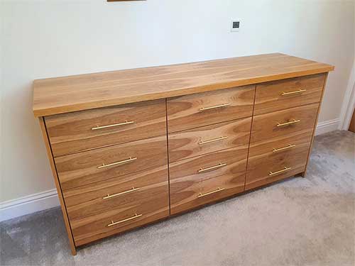 oak-veneered-chest-of-drawers-small